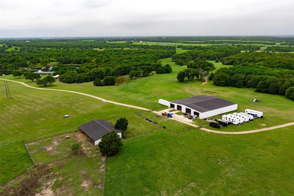 5531 NE County Road 3130 Kerens, TX 75144