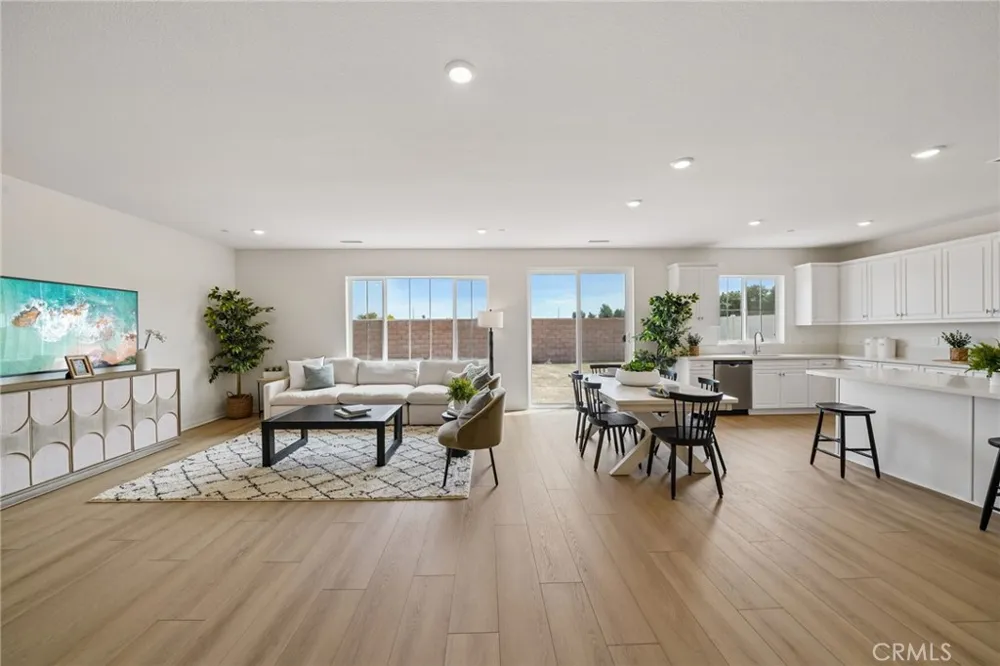 1674 westfork Way San Jacinto, CA 92582