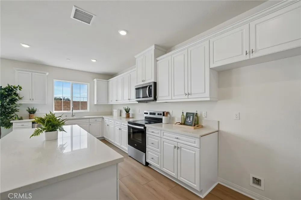 1674 westfork Way San Jacinto, CA 92582