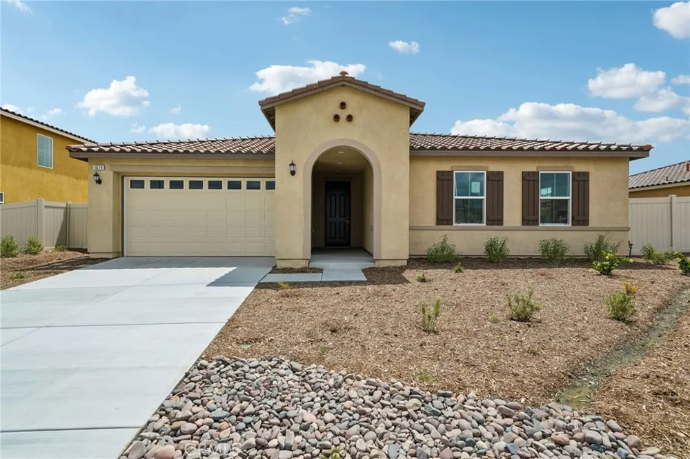 1674 westfork Way San Jacinto, CA 92582