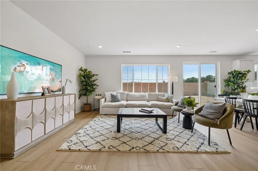 1674 westfork Way San Jacinto, CA 92582