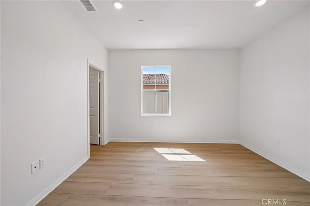 1674 westfork Way San Jacinto, CA 92582
