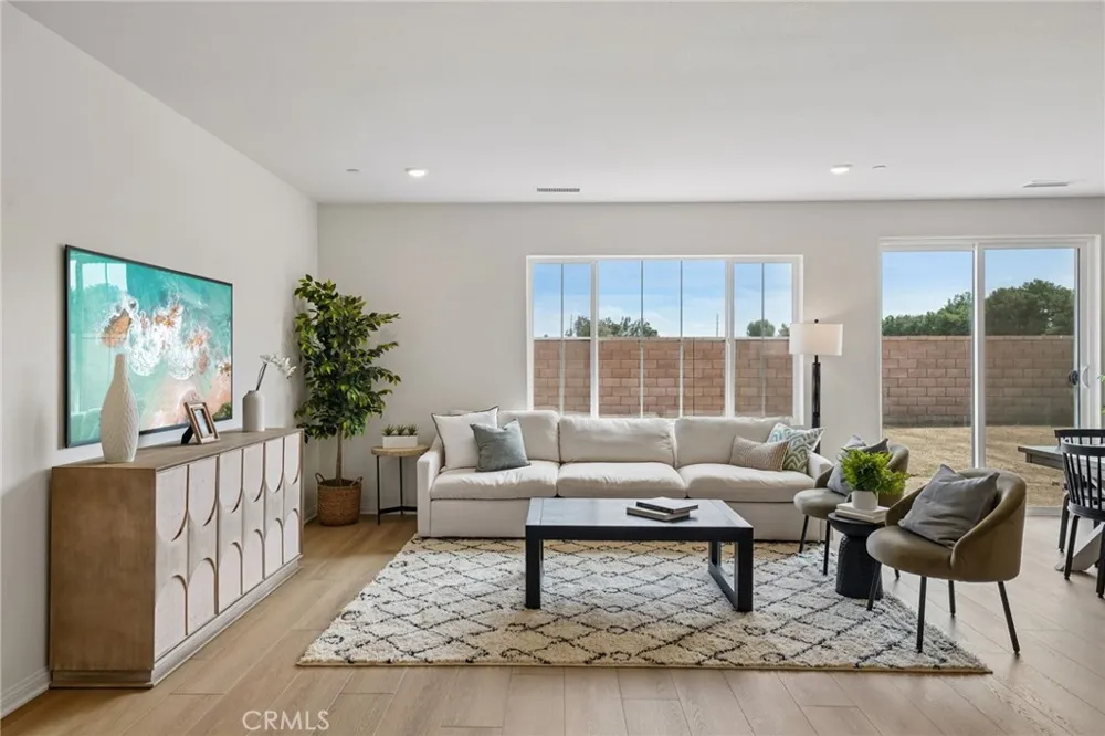 1674 westfork Way San Jacinto, CA 92582