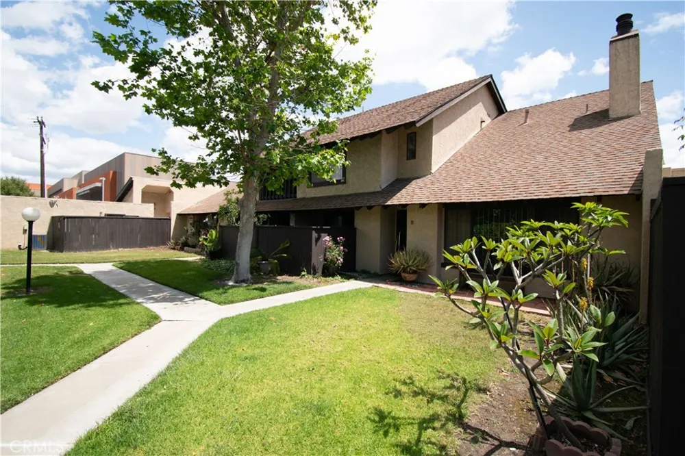 1801 PARK GLEN #B Santa Ana, CA 92706