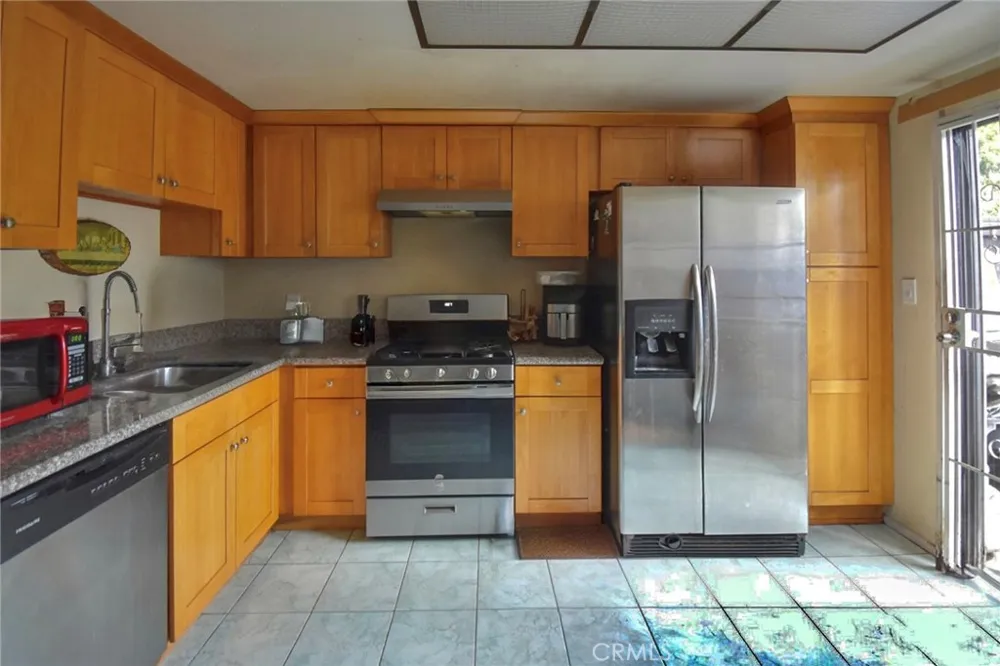 1801 PARK GLEN #B Santa Ana, CA 92706