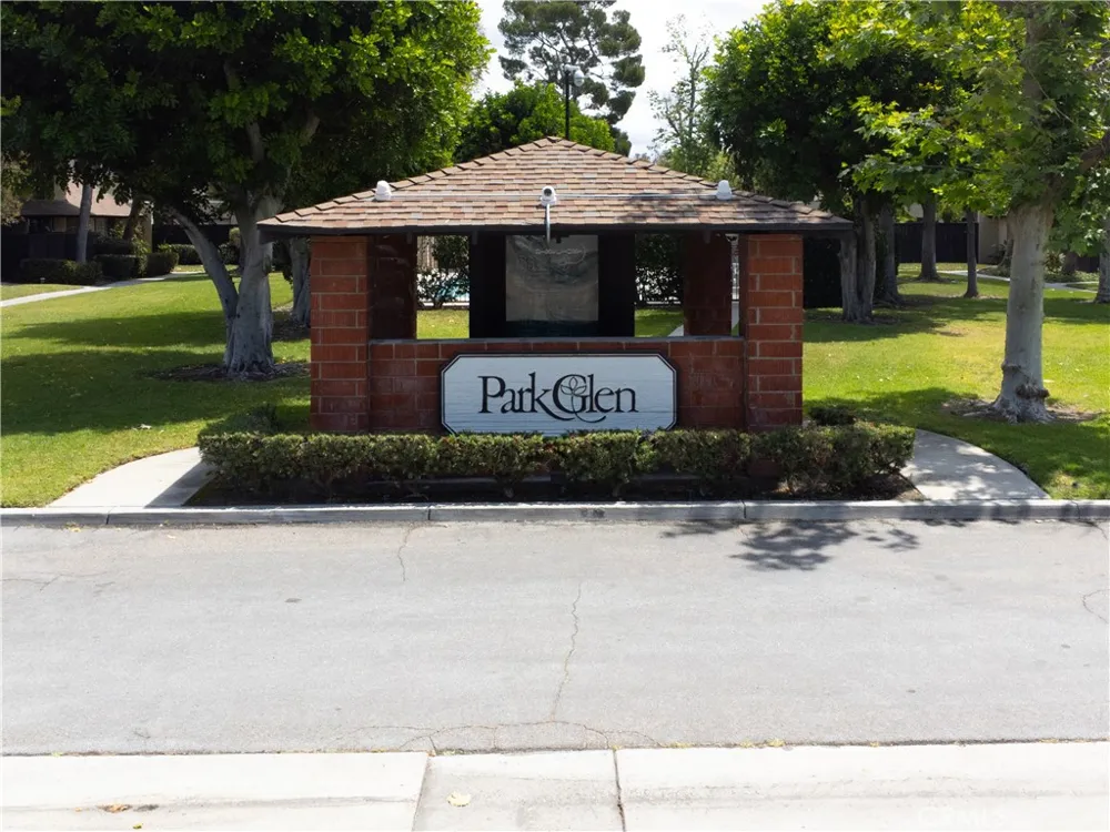 1801 PARK GLEN #B Santa Ana, CA 92706
