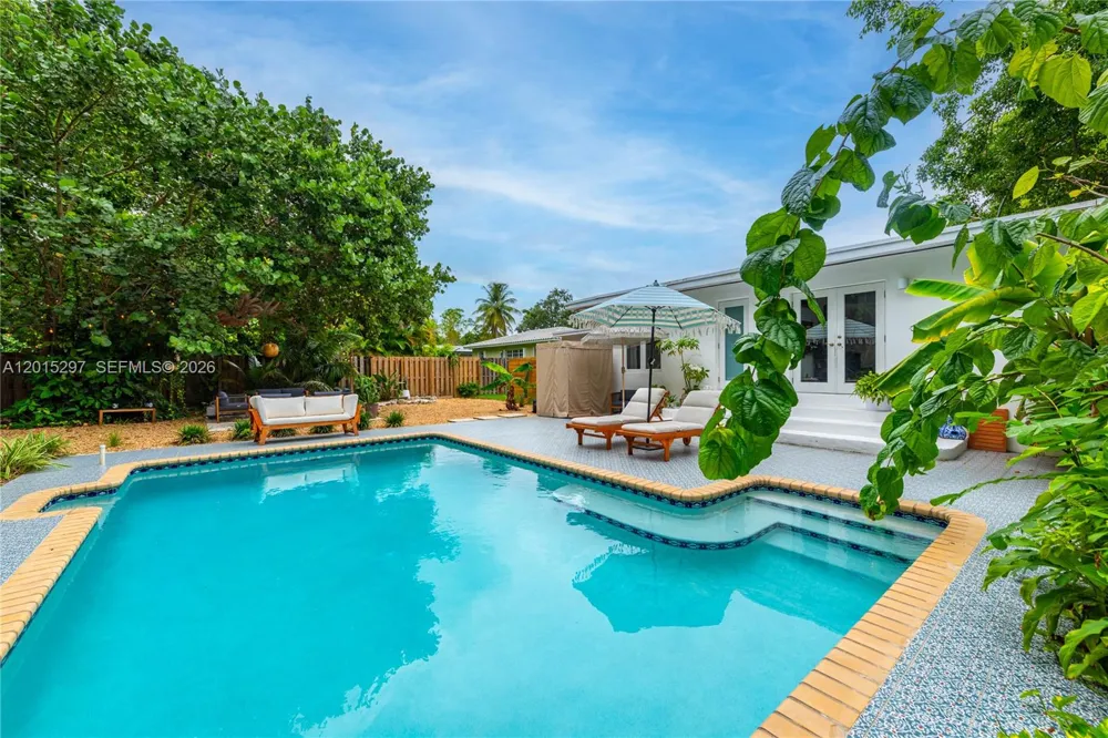 723 NE 112th St Biscayne Park, FL 33161