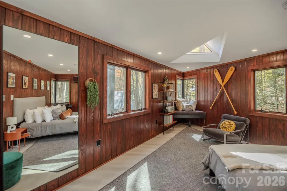 195 Still Waters Lane Brevard, NC 28712