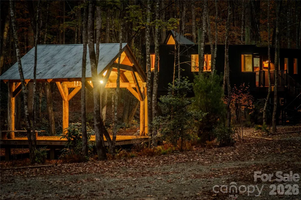195 Still Waters Lane Brevard, NC 28712