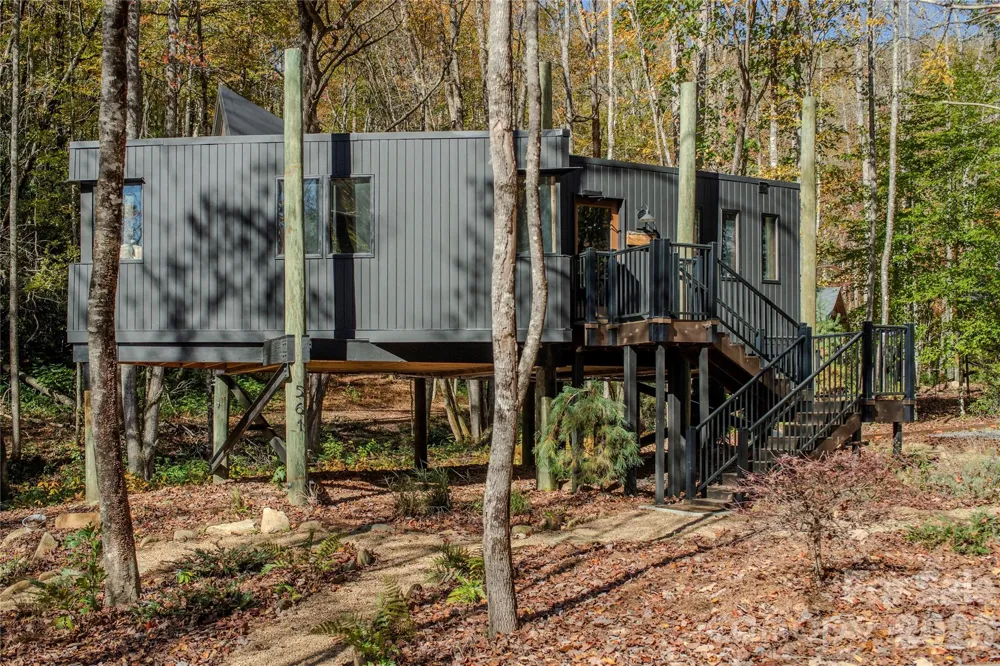 195 Still Waters Lane Brevard, NC 28712