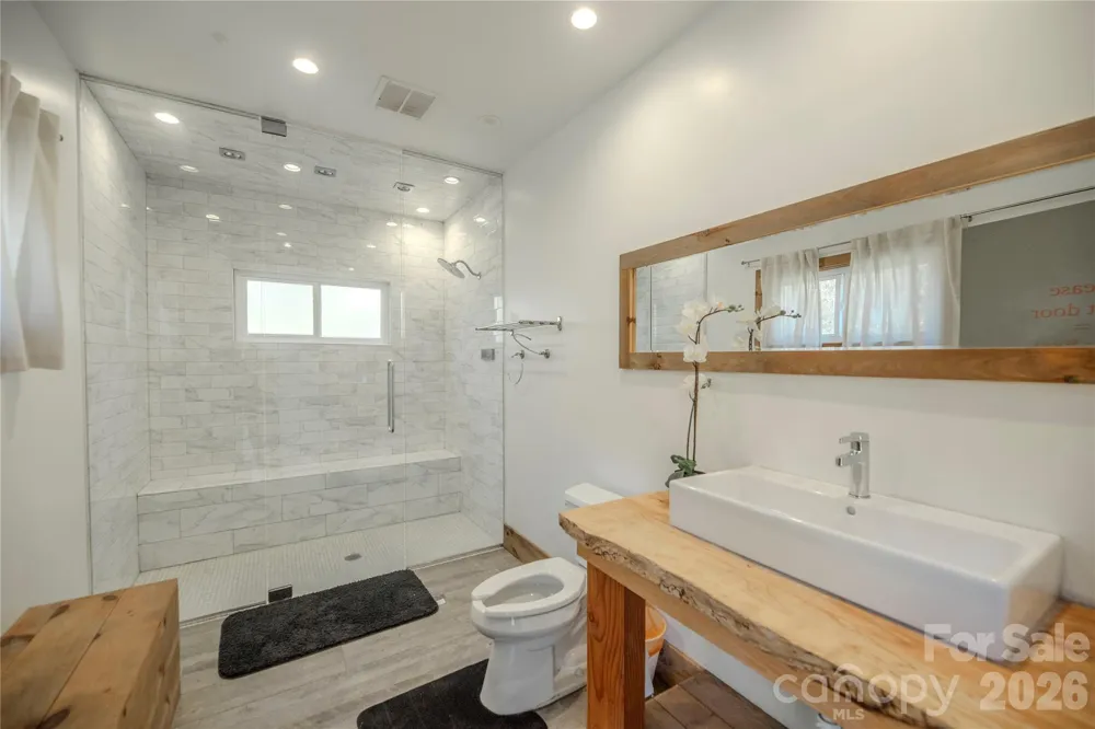 195 Still Waters Lane Brevard, NC 28712