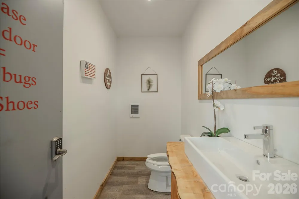 195 Still Waters Lane Brevard, NC 28712