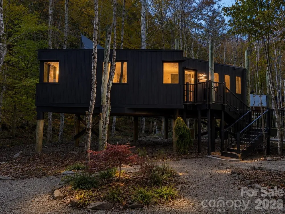 195 Still Waters Lane Brevard, NC 28712