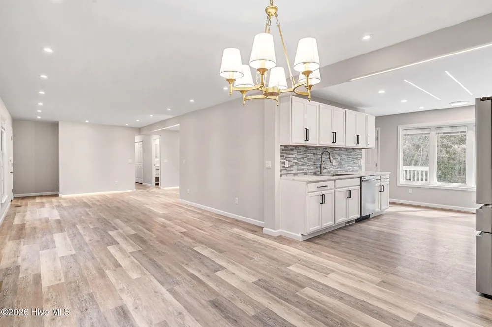 107 Azalea Trail Salemburg, NC 28385