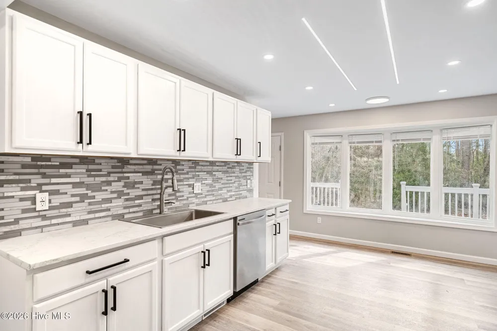 107 Azalea Trail Salemburg, NC 28385