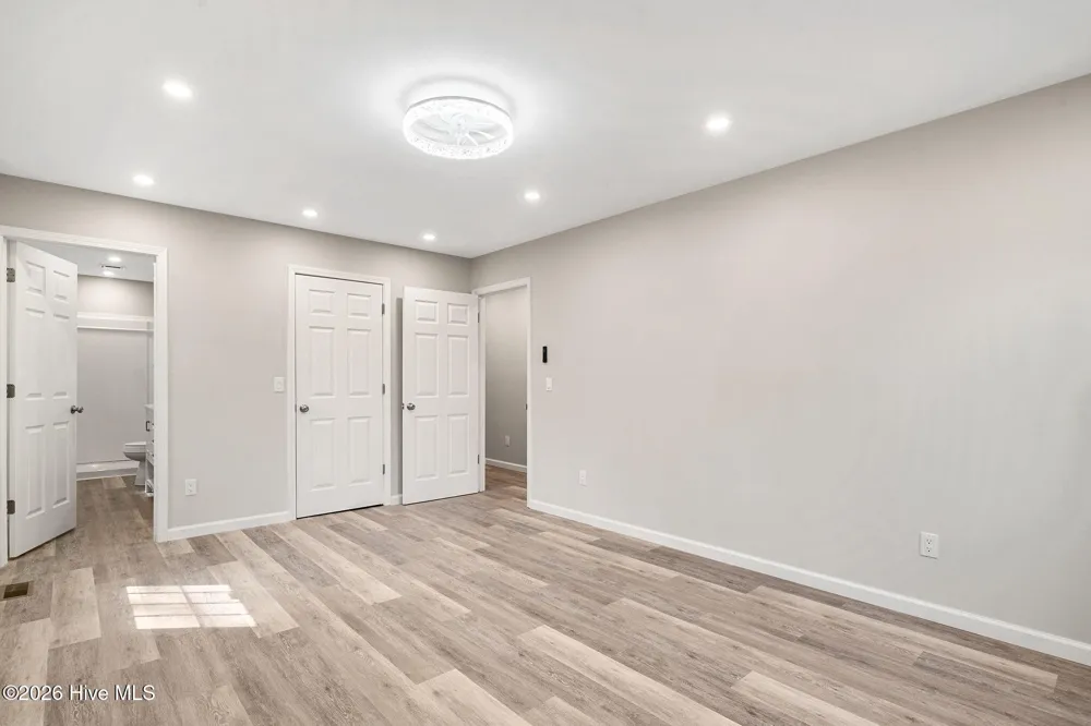 107 Azalea Trail Salemburg, NC 28385