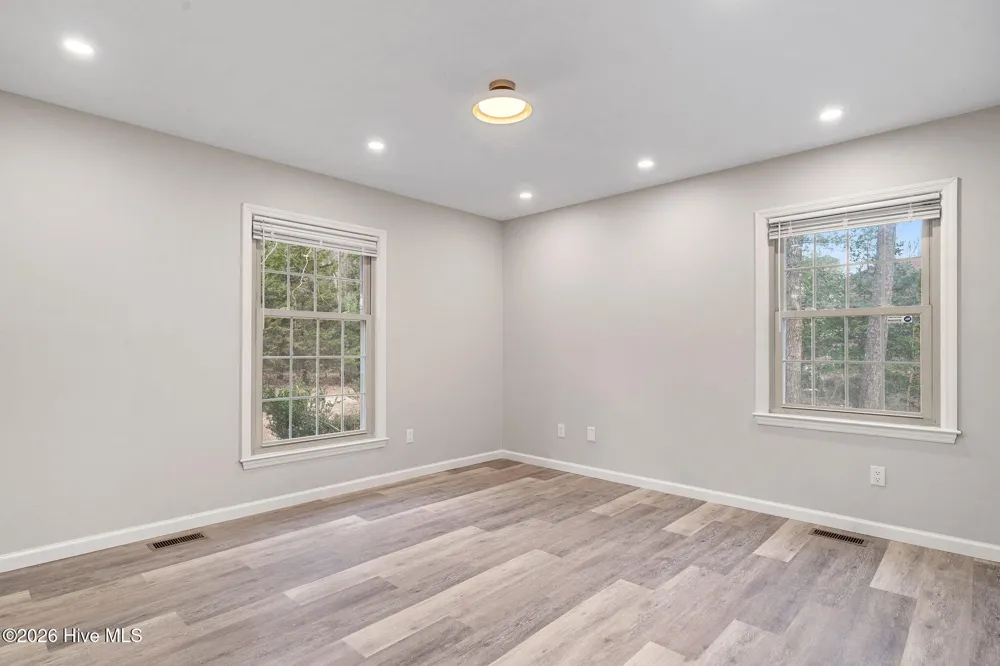 107 Azalea Trail Salemburg, NC 28385