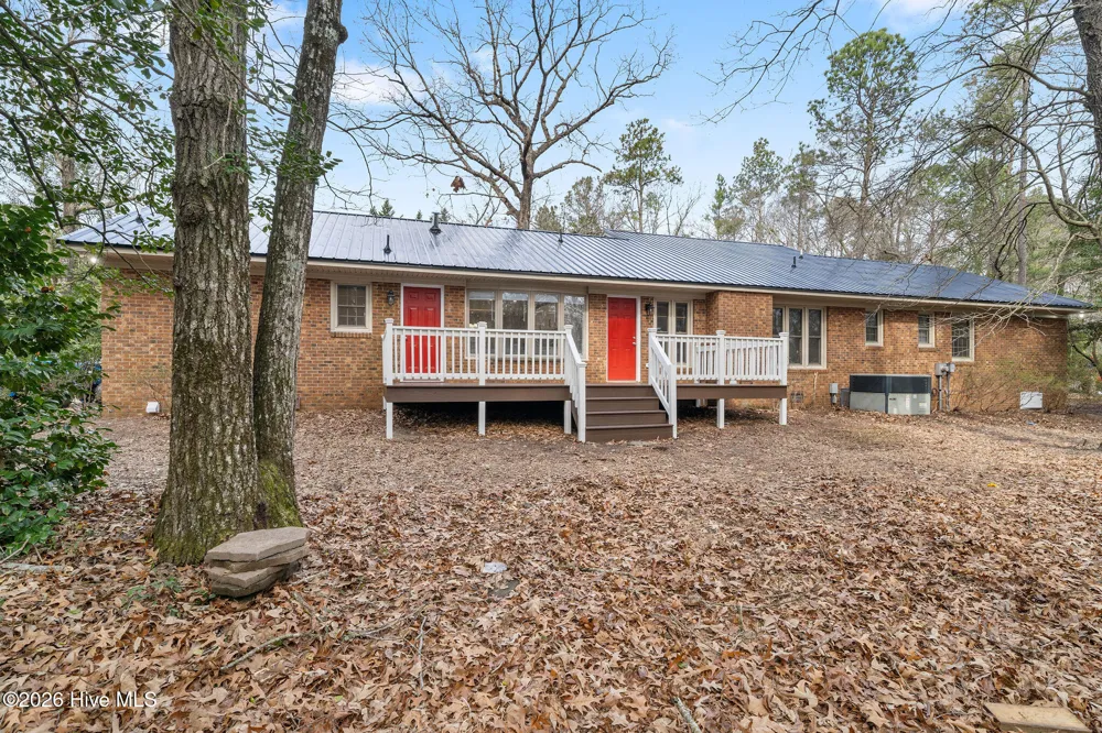 107 Azalea Trail Salemburg, NC 28385