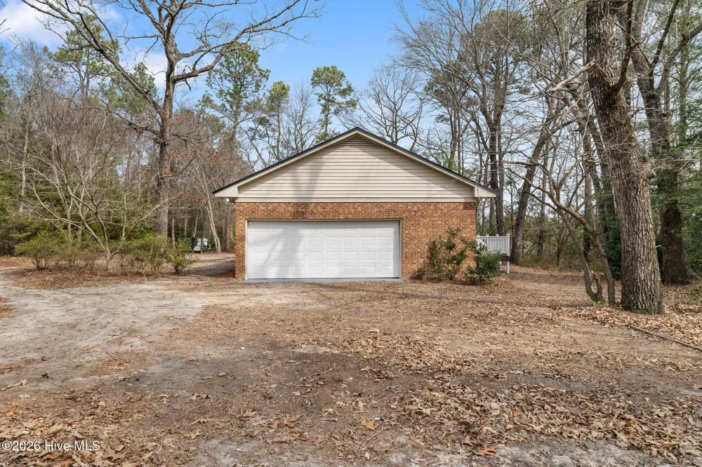 107 Azalea Trail Salemburg, NC 28385