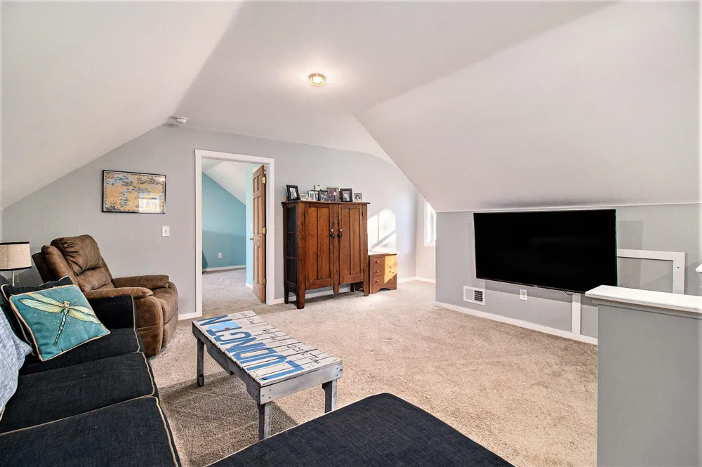6774 Mears Road Hamlin Township, MI 49431