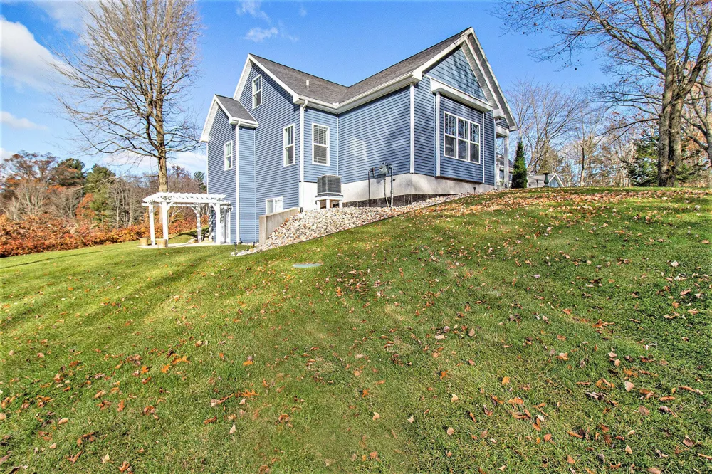 6774 Mears Road Hamlin Township, MI 49431