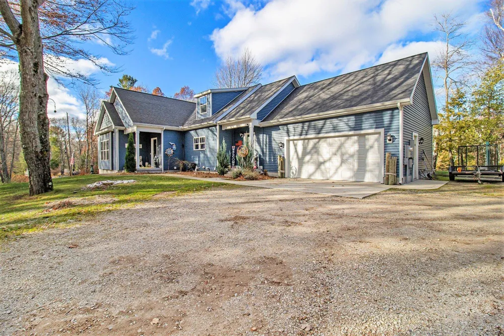 6774 Mears Road Hamlin Township, MI 49431