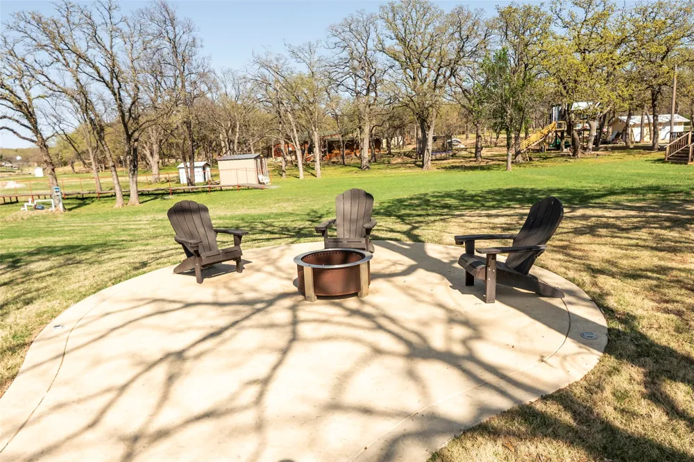 1529 Casino Road Nocona, TX 76255