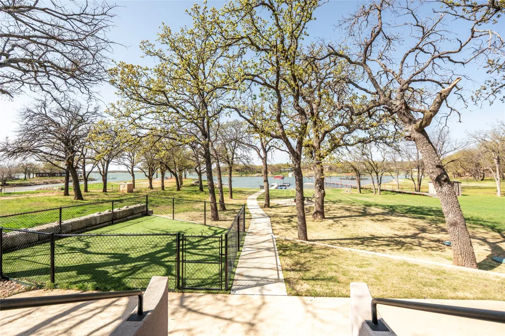 1529 Casino Road Nocona, TX 76255