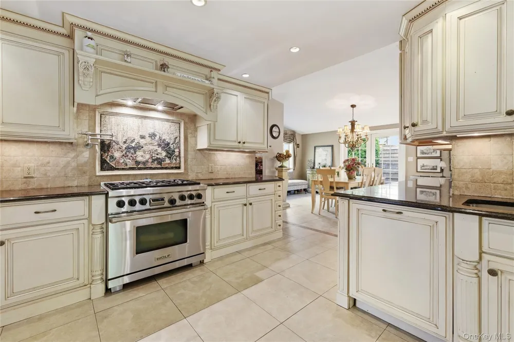 33 Greenbriar Drive Chappaqua, NY 10514