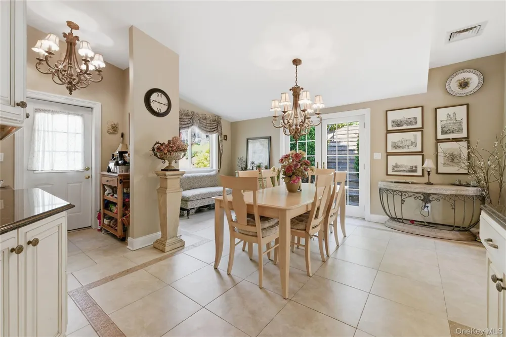 33 Greenbriar Drive Chappaqua, NY 10514