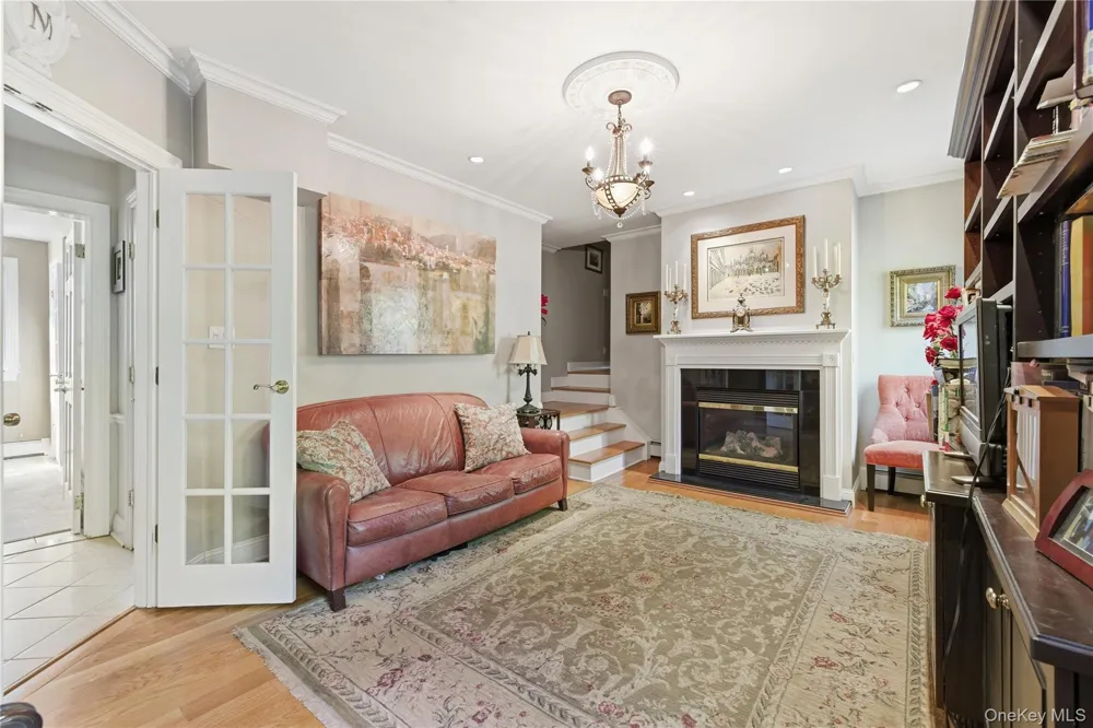 33 Greenbriar Drive Chappaqua, NY 10514