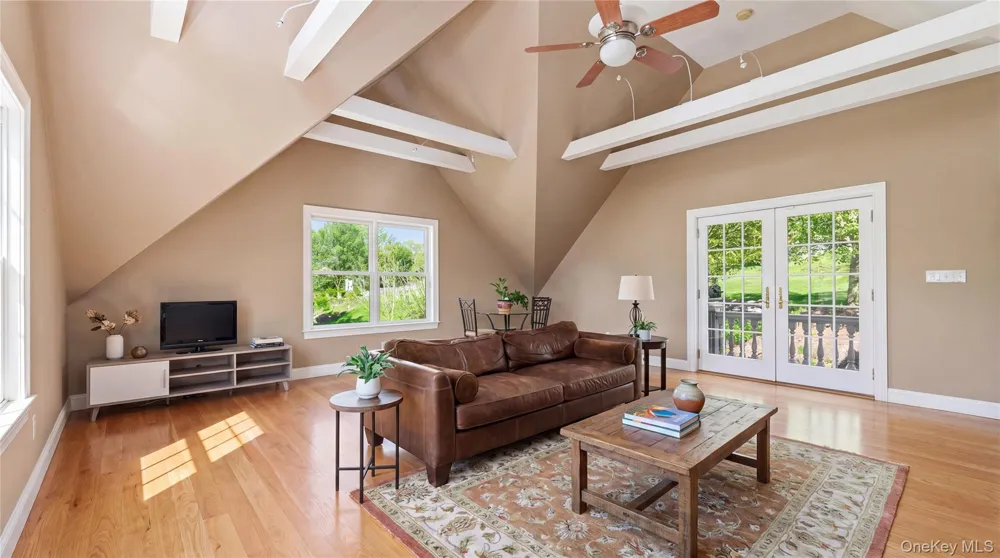 33 Greenbriar Drive Chappaqua, NY 10514