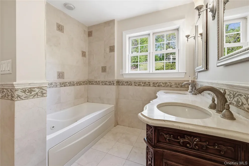 33 Greenbriar Drive Chappaqua, NY 10514