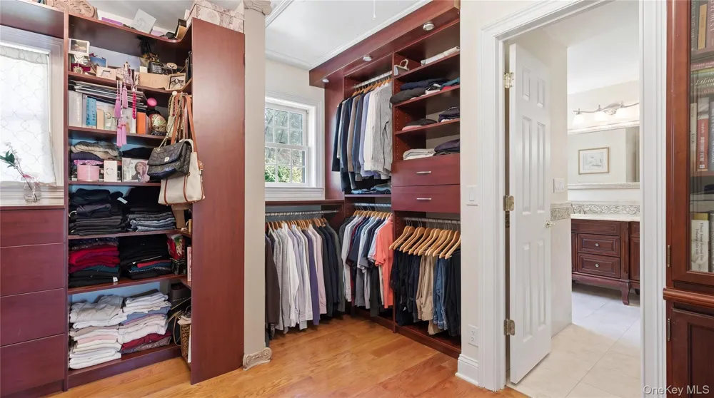33 Greenbriar Drive Chappaqua, NY 10514