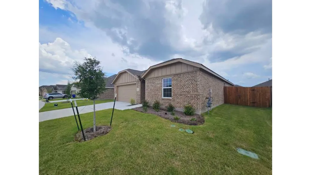 109 John Laurens Drive Venus, TX 76084