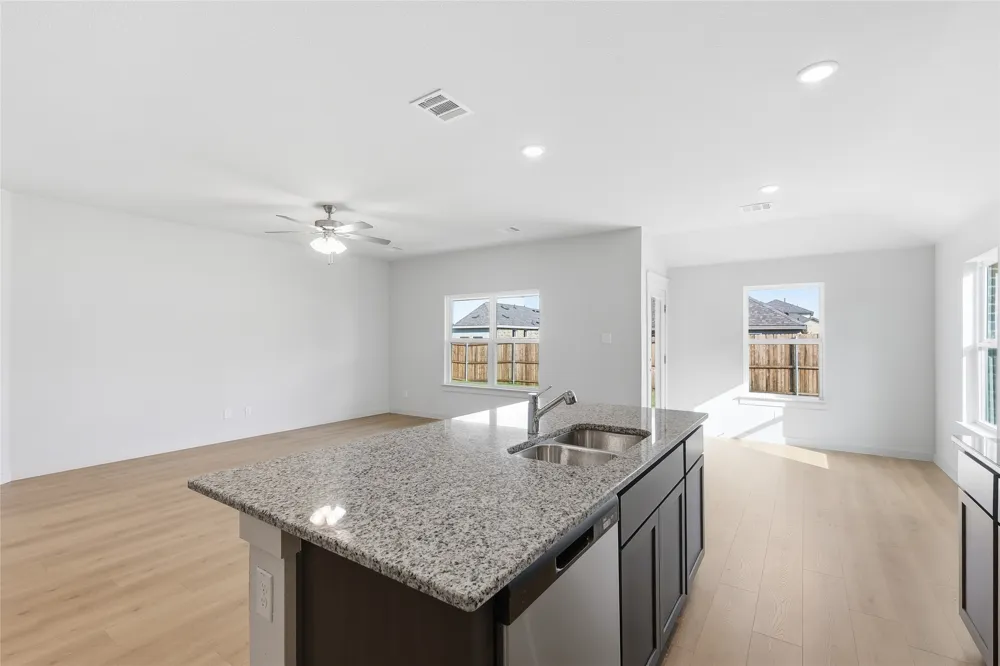 109 John Laurens Drive Venus, TX 76084