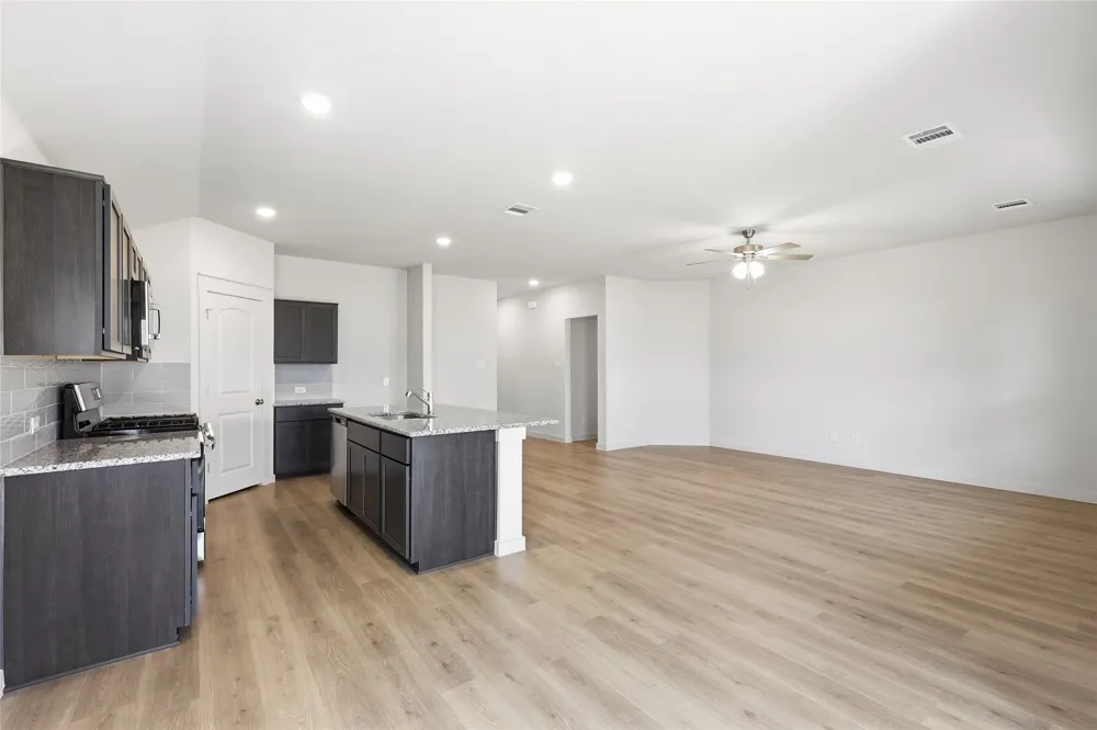 109 John Laurens Drive Venus, TX 76084
