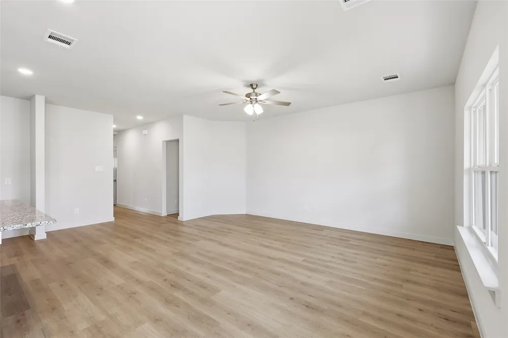 109 John Laurens Drive Venus, TX 76084