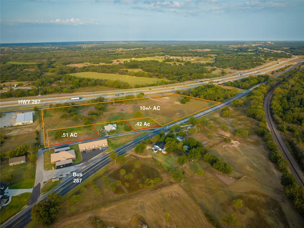 1360 E Bypass 287 Alvord, TX 76225