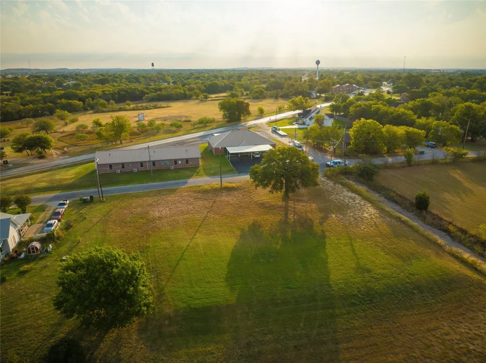 1360 E Bypass 287 Alvord, TX 76225