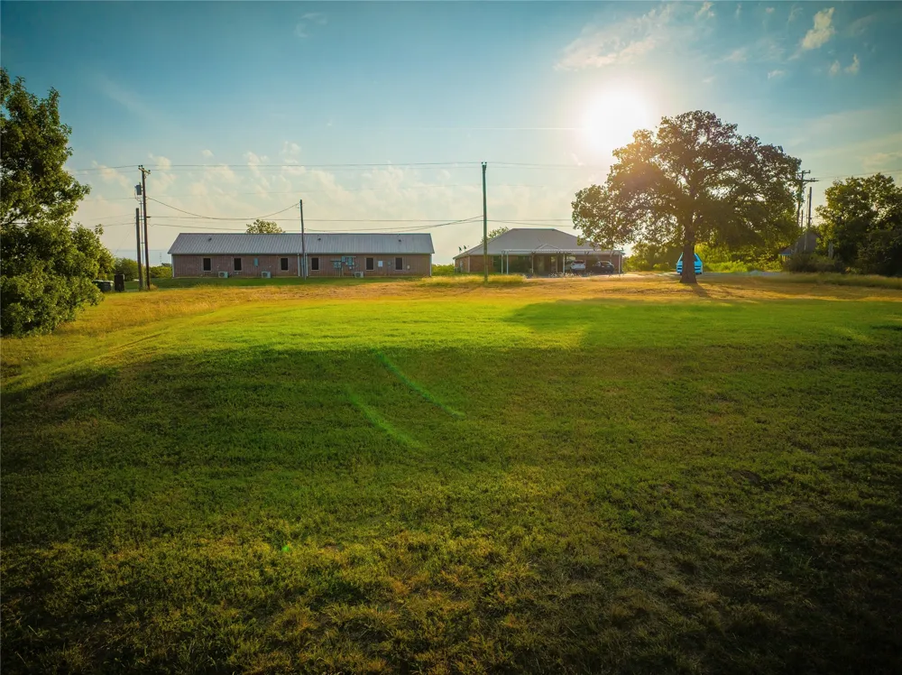 1360 E Bypass 287 Alvord, TX 76225