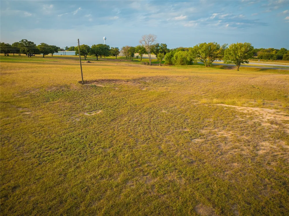1360 E Bypass 287 Alvord, TX 76225