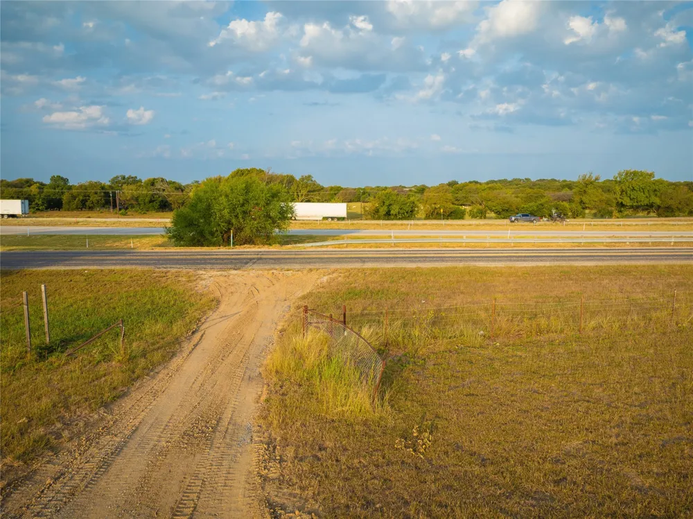 1360 E Bypass 287 Alvord, TX 76225
