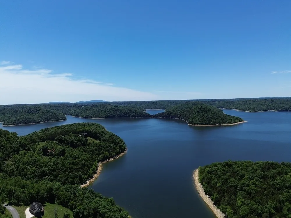 705 Harbor Pointe Dr Silver Point, TN 38582
