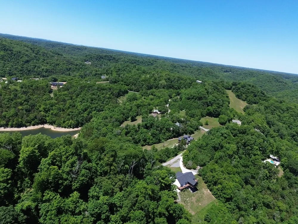705 Harbor Pointe Dr Silver Point, TN 38582