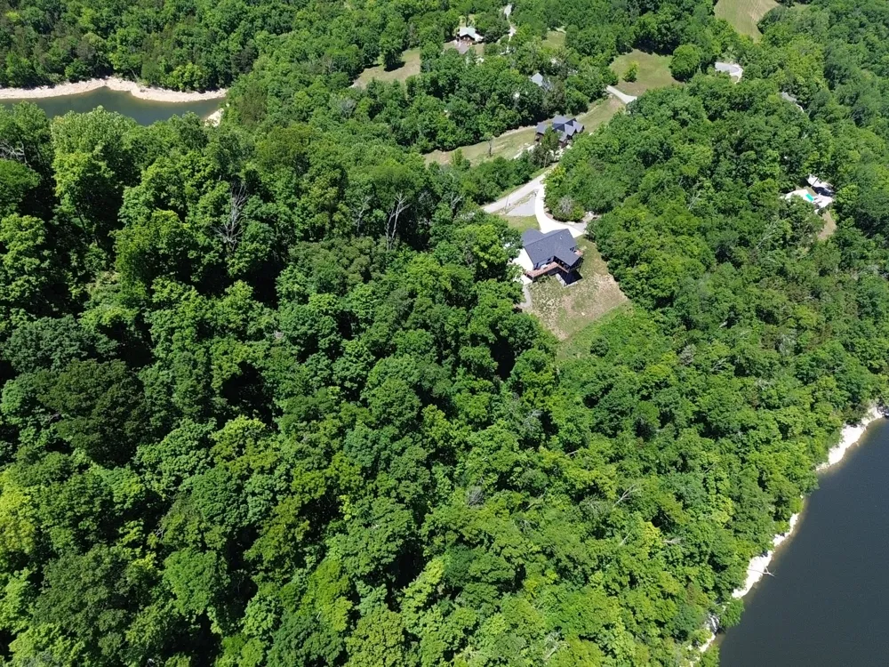 705 Harbor Pointe Dr Silver Point, TN 38582