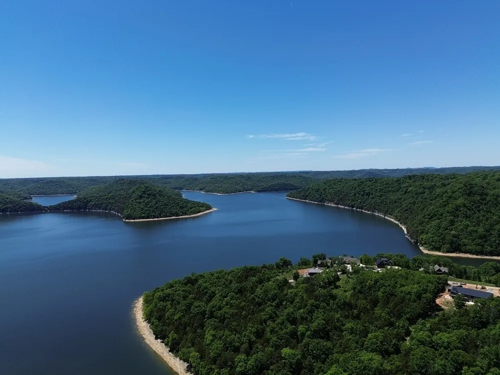 705 Harbor Pointe Dr Silver Point, TN 38582