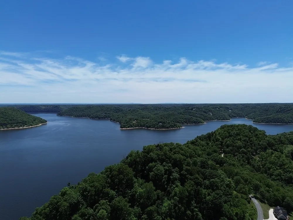 705 Harbor Pointe Dr Silver Point, TN 38582