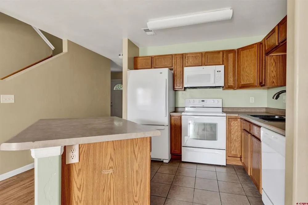 421 Indiangrass Loop Montrose, CO 81403
