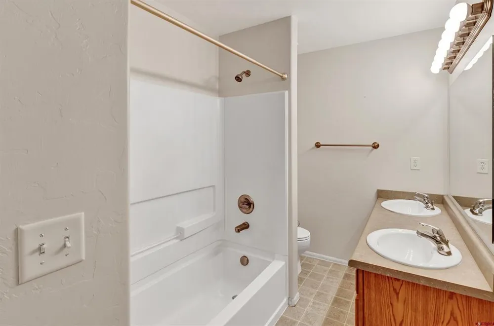 421 Indiangrass Loop Montrose, CO 81403